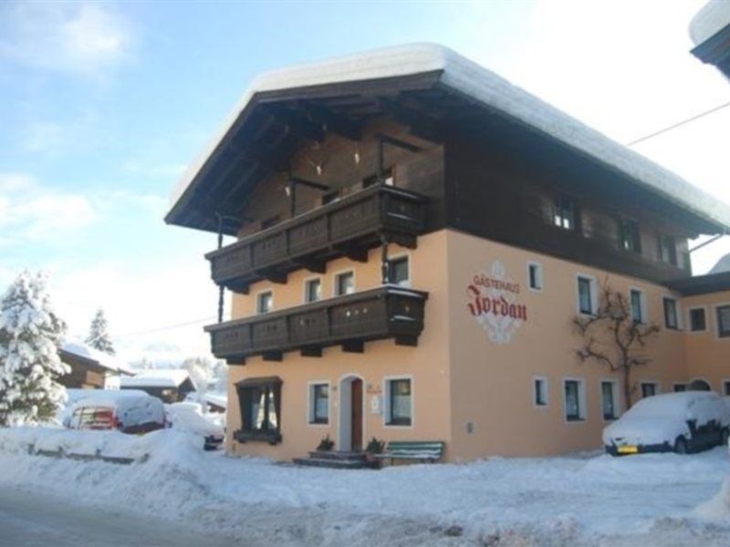 Pension Jordan Kirchberg in Tirol Bagian luar foto